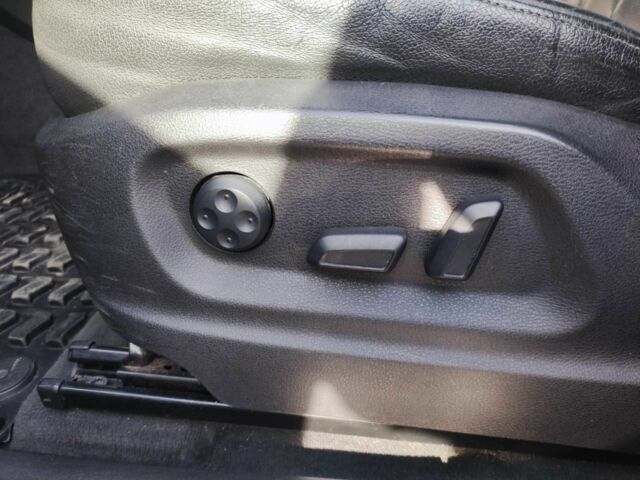 Чорний Ауді Ку 5, об'ємом двигуна 2 л та пробігом 240 тис. км за 12900 $, фото 21 на Automoto.ua