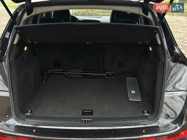 Черный Ауди Ку 5, объемом двигателя 2 л и пробегом 265 тыс. км за 15500 $, фото 22 на Automoto.ua