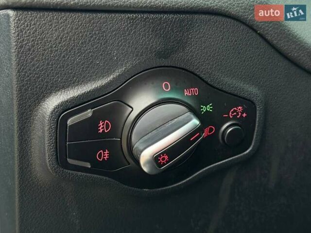 Черный Ауди Ку 5, объемом двигателя 1.97 л и пробегом 252 тыс. км за 16300 $, фото 40 на Automoto.ua