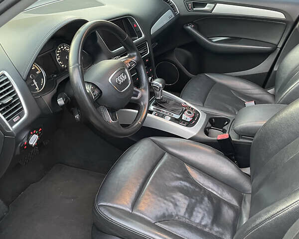 Черный Ауди Ку 5, объемом двигателя 1.98 л и пробегом 187 тыс. км за 16000 $, фото 11 на Automoto.ua