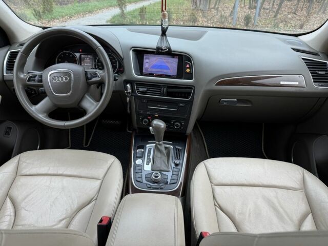 Черный Ауди Ку 5, объемом двигателя 2 л и пробегом 263 тыс. км за 12800 $, фото 19 на Automoto.ua