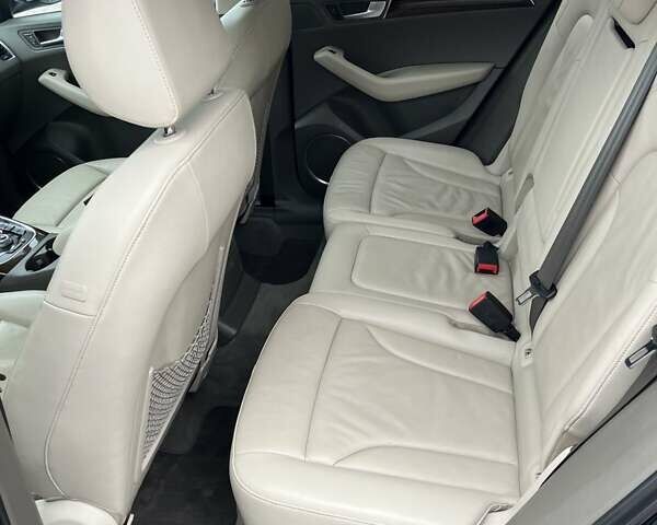 Черный Ауди Ку 5, объемом двигателя 2 л и пробегом 180 тыс. км за 12700 $, фото 13 на Automoto.ua