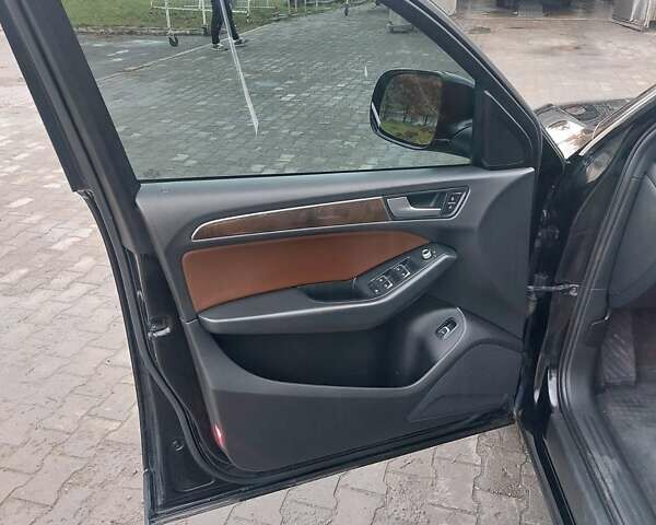 Черный Ауди Ку 5, объемом двигателя 2 л и пробегом 231 тыс. км за 11400 $, фото 16 на Automoto.ua