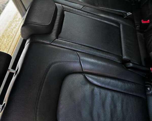 Чорний Ауді Ку 5, об'ємом двигуна 3 л та пробігом 136 тис. км за 19500 $, фото 21 на Automoto.ua