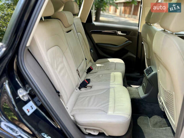 Черный Ауди Ку 5, объемом двигателя 1.98 л и пробегом 217 тыс. км за 14500 $, фото 18 на Automoto.ua