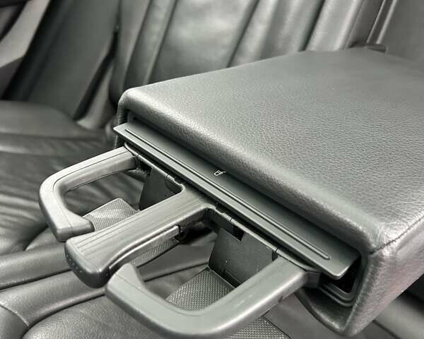 Черный Ауди Ку 5, объемом двигателя 2 л и пробегом 247 тыс. км за 15500 $, фото 18 на Automoto.ua