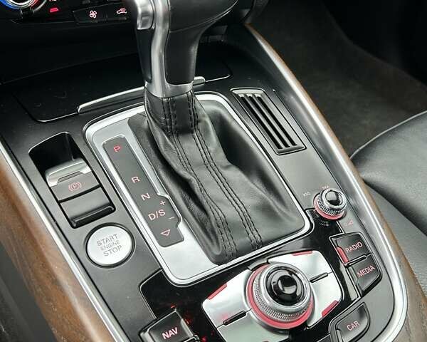 Черный Ауди Ку 5, объемом двигателя 2 л и пробегом 247 тыс. км за 15500 $, фото 30 на Automoto.ua