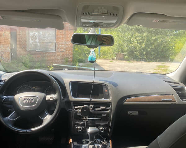 Черный Ауди Ку 5, объемом двигателя 2 л и пробегом 223 тыс. км за 18500 $, фото 8 на Automoto.ua