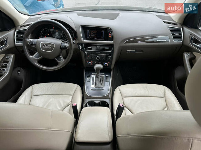 Чорний Ауді Ку 5, об'ємом двигуна 2 л та пробігом 236 тис. км за 13999 $, фото 31 на Automoto.ua