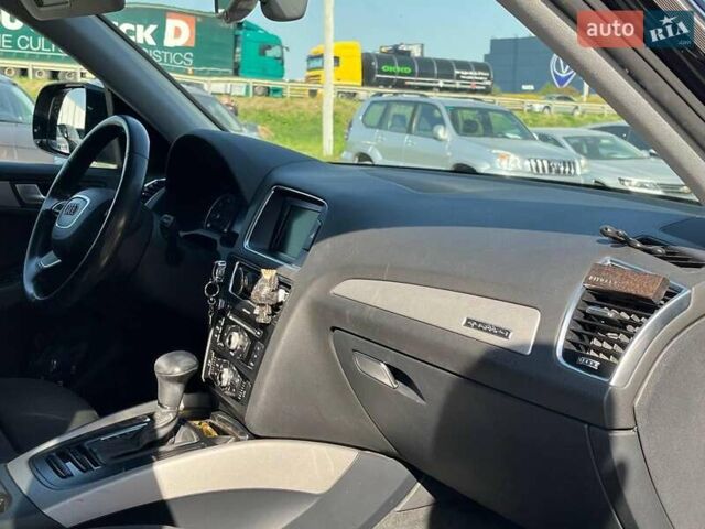 Чорний Ауді Ку 5, об'ємом двигуна 2 л та пробігом 200 тис. км за 20590 $, фото 15 на Automoto.ua