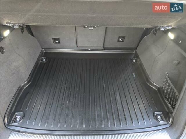 Черный Ауди Ку 5, объемом двигателя 1.98 л и пробегом 169 тыс. км за 19200 $, фото 16 на Automoto.ua