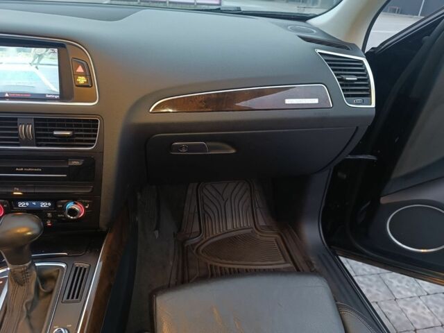 Черный Ауди Ку 5, объемом двигателя 2 л и пробегом 203 тыс. км за 13800 $, фото 15 на Automoto.ua