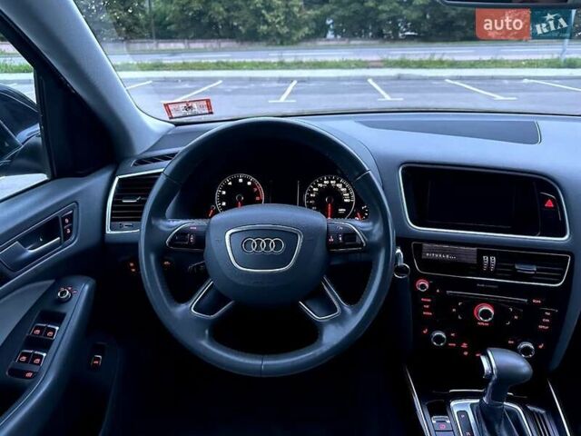 Черный Ауди Ку 5, объемом двигателя 1.98 л и пробегом 213 тыс. км за 12000 $, фото 8 на Automoto.ua