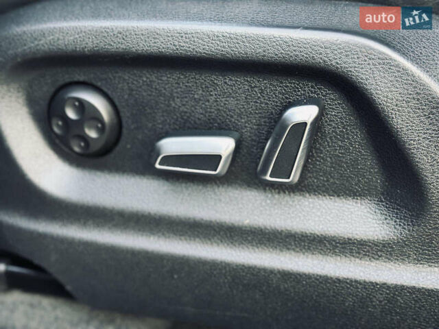 Черный Ауди Ку 5, объемом двигателя 1.98 л и пробегом 234 тыс. км за 13200 $, фото 22 на Automoto.ua