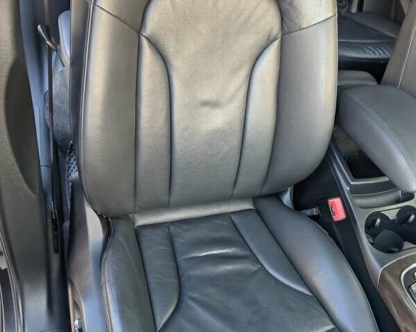 Черный Ауди Ку 5, объемом двигателя 1.98 л и пробегом 169 тыс. км за 19200 $, фото 28 на Automoto.ua