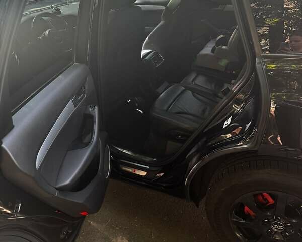 Черный Ауди Ку 5, объемом двигателя 1.98 л и пробегом 209 тыс. км за 17500 $, фото 6 на Automoto.ua