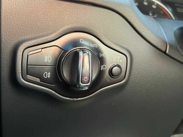 Черный Ауди Ку 5, объемом двигателя 2 л и пробегом 249 тыс. км за 13999 $, фото 13 на Automoto.ua