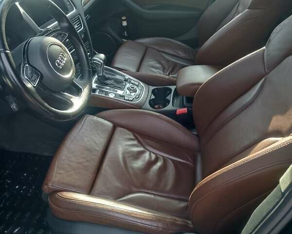 Черный Ауди Ку 5, объемом двигателя 2 л и пробегом 279 тыс. км за 14300 $, фото 12 на Automoto.ua