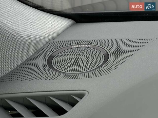 Черный Ауди Ку 5, объемом двигателя 2 л и пробегом 216 тыс. км за 15900 $, фото 39 на Automoto.ua