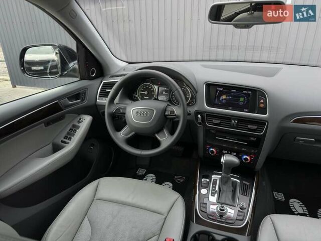 Черный Ауди Ку 5, объемом двигателя 2 л и пробегом 216 тыс. км за 15900 $, фото 27 на Automoto.ua