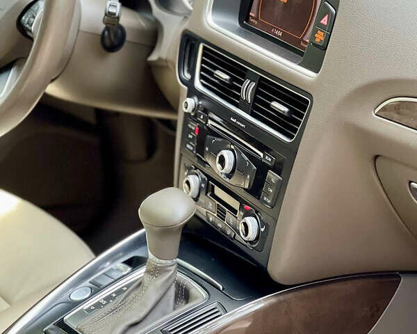 Черный Ауди Ку 5, объемом двигателя 1.98 л и пробегом 217 тыс. км за 14500 $, фото 23 на Automoto.ua