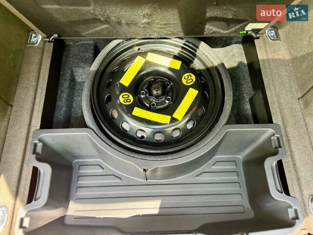 Черный Ауди Ку 5, объемом двигателя 1.98 л и пробегом 217 тыс. км за 14500 $, фото 12 на Automoto.ua