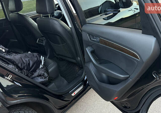 Чорний Ауді Ку 5, об'ємом двигуна 3 л та пробігом 141 тис. км за 15950 $, фото 44 на Automoto.ua