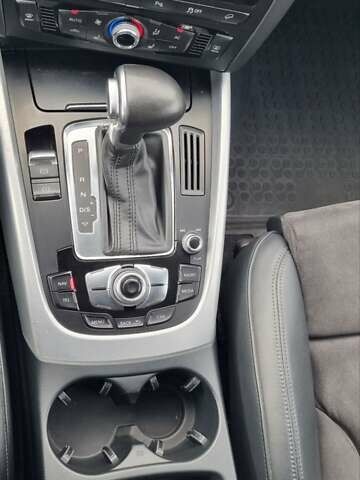 Черный Ауди Ку 5, объемом двигателя 2 л и пробегом 265 тыс. км за 16900 $, фото 36 на Automoto.ua