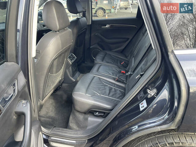 Черный Ауди Ку 5, объемом двигателя 2 л и пробегом 192 тыс. км за 12500 $, фото 13 на Automoto.ua