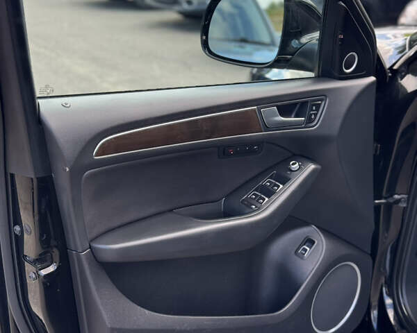 Чорний Ауді Ку 5, об'ємом двигуна 3 л та пробігом 238 тис. км за 14800 $, фото 9 на Automoto.ua