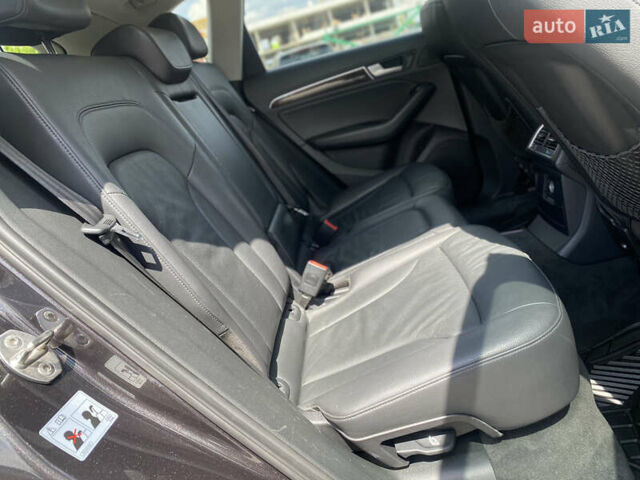 Черный Ауди Ку 5, объемом двигателя 1.98 л и пробегом 235 тыс. км за 13800 $, фото 29 на Automoto.ua