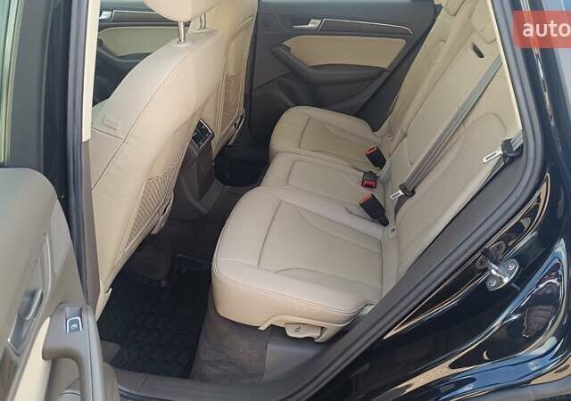 Черный Ауди Ку 5, объемом двигателя 1.98 л и пробегом 128 тыс. км за 19393 $, фото 10 на Automoto.ua