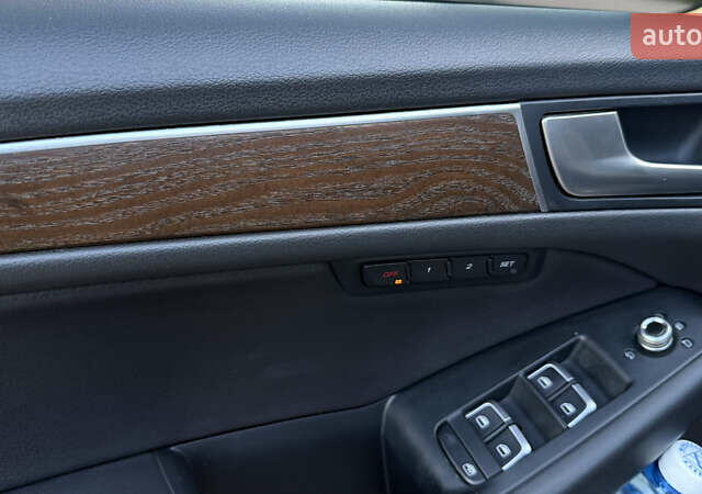 Чорний Ауді Ку 5, об'ємом двигуна 3 л та пробігом 141 тис. км за 15500 $, фото 41 на Automoto.ua