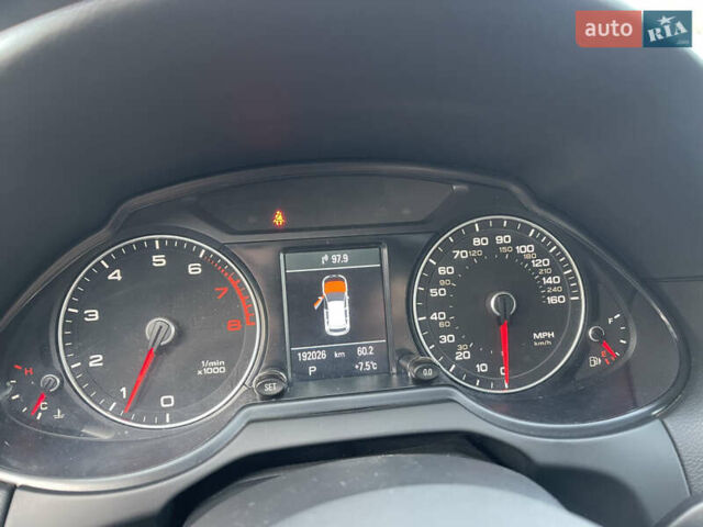 Черный Ауди Ку 5, объемом двигателя 2 л и пробегом 192 тыс. км за 12500 $, фото 21 на Automoto.ua