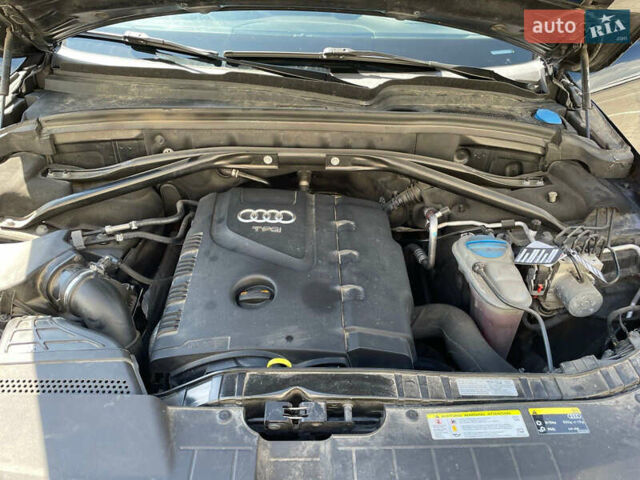 Чорний Ауді Ку 5, об'ємом двигуна 2 л та пробігом 191 тис. км за 12800 $, фото 4 на Automoto.ua