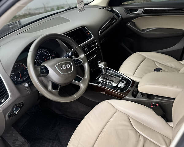 Черный Ауди Ку 5, объемом двигателя 1.98 л и пробегом 350 тыс. км за 11400 $, фото 10 на Automoto.ua
