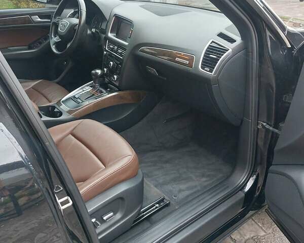 Черный Ауди Ку 5, объемом двигателя 2 л и пробегом 231 тыс. км за 11400 $, фото 20 на Automoto.ua