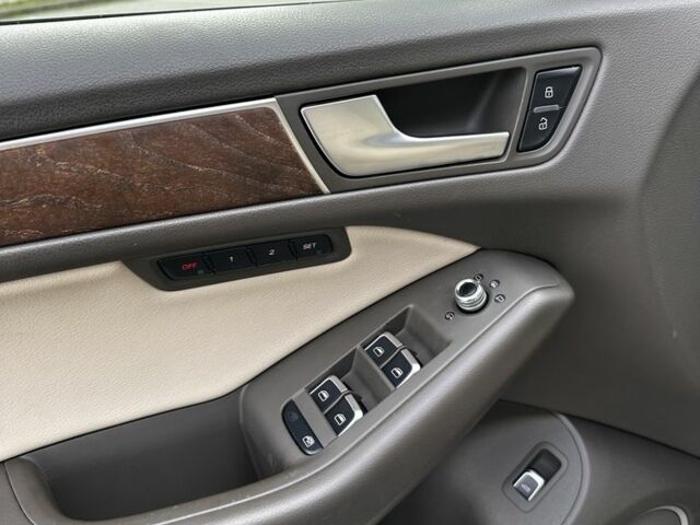 Черный Ауди Ку 5, объемом двигателя 2 л и пробегом 216 тыс. км за 11500 $, фото 7 на Automoto.ua