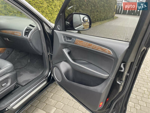 Черный Ауди Ку 5, объемом двигателя 2 л и пробегом 231 тыс. км за 15900 $, фото 17 на Automoto.ua