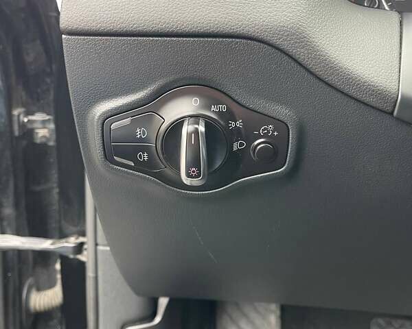 Чорний Ауді Ку 5, об'ємом двигуна 1.98 л та пробігом 228 тис. км за 11900 $, фото 12 на Automoto.ua