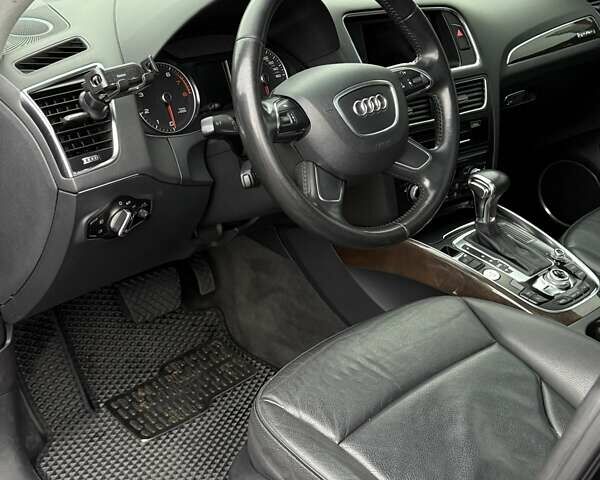 Черный Ауди Ку 5, объемом двигателя 1.98 л и пробегом 100 тыс. км за 22000 $, фото 6 на Automoto.ua