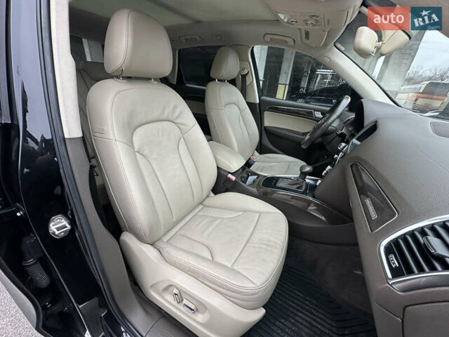 Чорний Ауді Ку 5, об'ємом двигуна 2 л та пробігом 236 тис. км за 13999 $, фото 37 на Automoto.ua