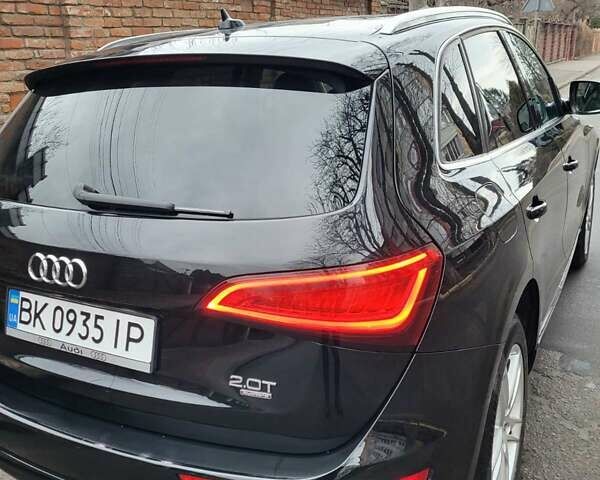 Черный Ауди Ку 5, объемом двигателя 1.98 л и пробегом 137 тыс. км за 16000 $, фото 9 на Automoto.ua