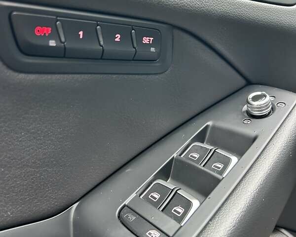 Черный Ауди Ку 5, объемом двигателя 2 л и пробегом 247 тыс. км за 15500 $, фото 24 на Automoto.ua