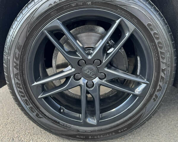 Черный Ауди Ку 5, объемом двигателя 1.98 л и пробегом 232 тыс. км за 16199 $, фото 18 на Automoto.ua