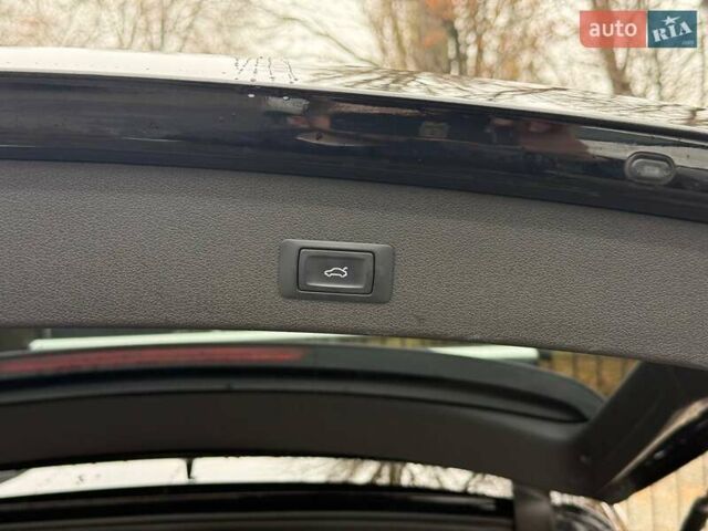 Черный Ауди Ку 5, объемом двигателя 1.98 л и пробегом 219 тыс. км за 14200 $, фото 43 на Automoto.ua