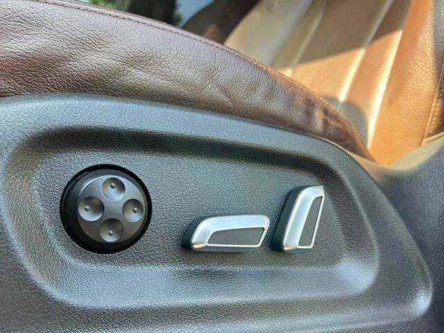 Черный Ауди Ку 5, объемом двигателя 2 л и пробегом 249 тыс. км за 13999 $, фото 8 на Automoto.ua