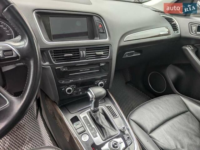 Черный Ауди Ку 5, объемом двигателя 1.98 л и пробегом 169 тыс. км за 19200 $, фото 31 на Automoto.ua