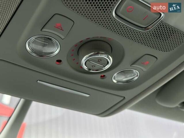 Черный Ауди Ку 5, объемом двигателя 2 л и пробегом 216 тыс. км за 15900 $, фото 51 на Automoto.ua