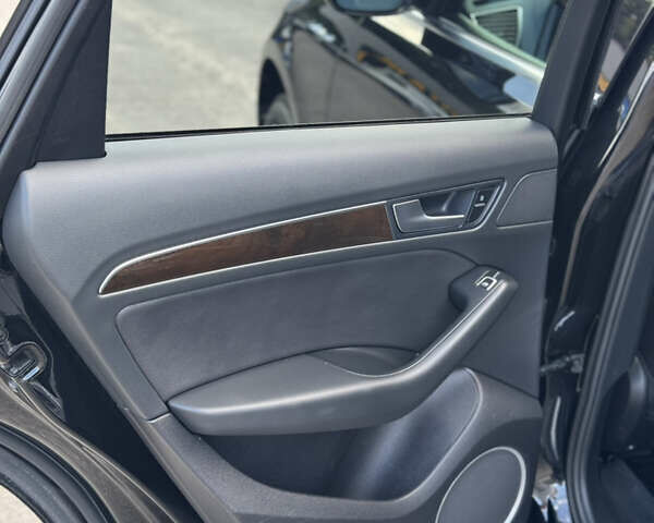 Чорний Ауді Ку 5, об'ємом двигуна 3 л та пробігом 238 тис. км за 14800 $, фото 19 на Automoto.ua